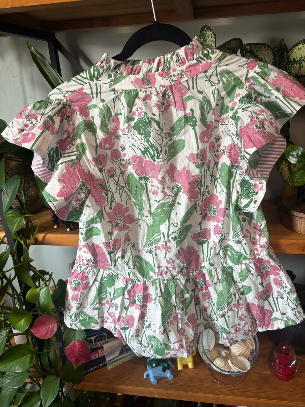 Entro White Floral Print Ruffle Trim Cotton Top | Medium - Picture 8 of 8